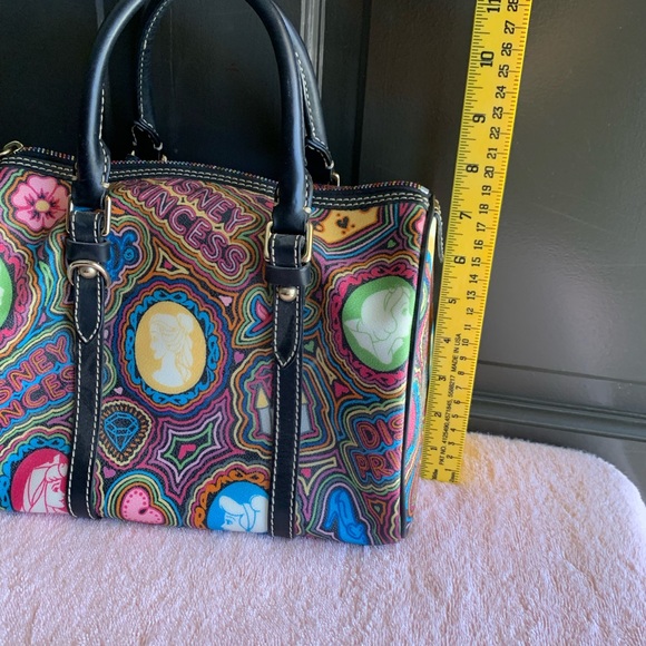 Authentic Disney Princess Dooney & Bourke Purse - gently used - great condition - Picture 3 of 5